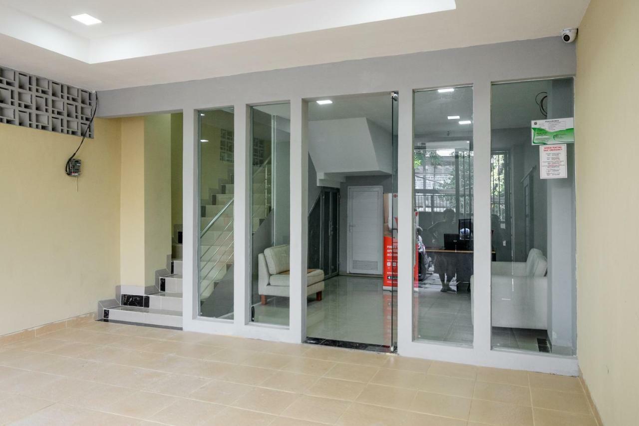 Reddoorz Near Plaza Atrium Senen Otel Cakarta Dış mekan fotoğraf