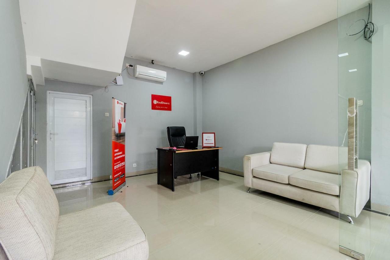 Reddoorz Near Plaza Atrium Senen Otel Cakarta Dış mekan fotoğraf