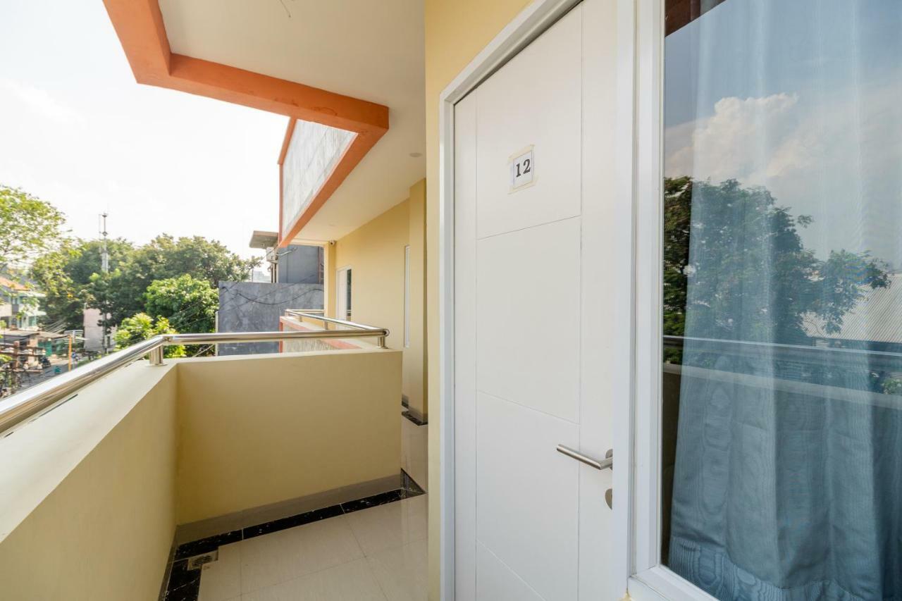 Reddoorz Near Plaza Atrium Senen Otel Cakarta Dış mekan fotoğraf
