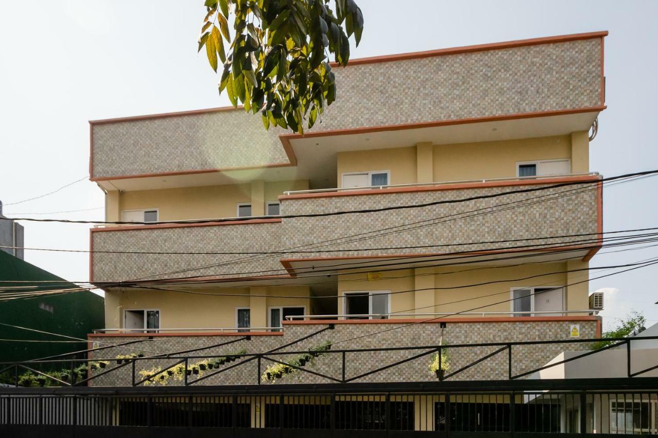 Reddoorz Near Plaza Atrium Senen Otel Cakarta Dış mekan fotoğraf