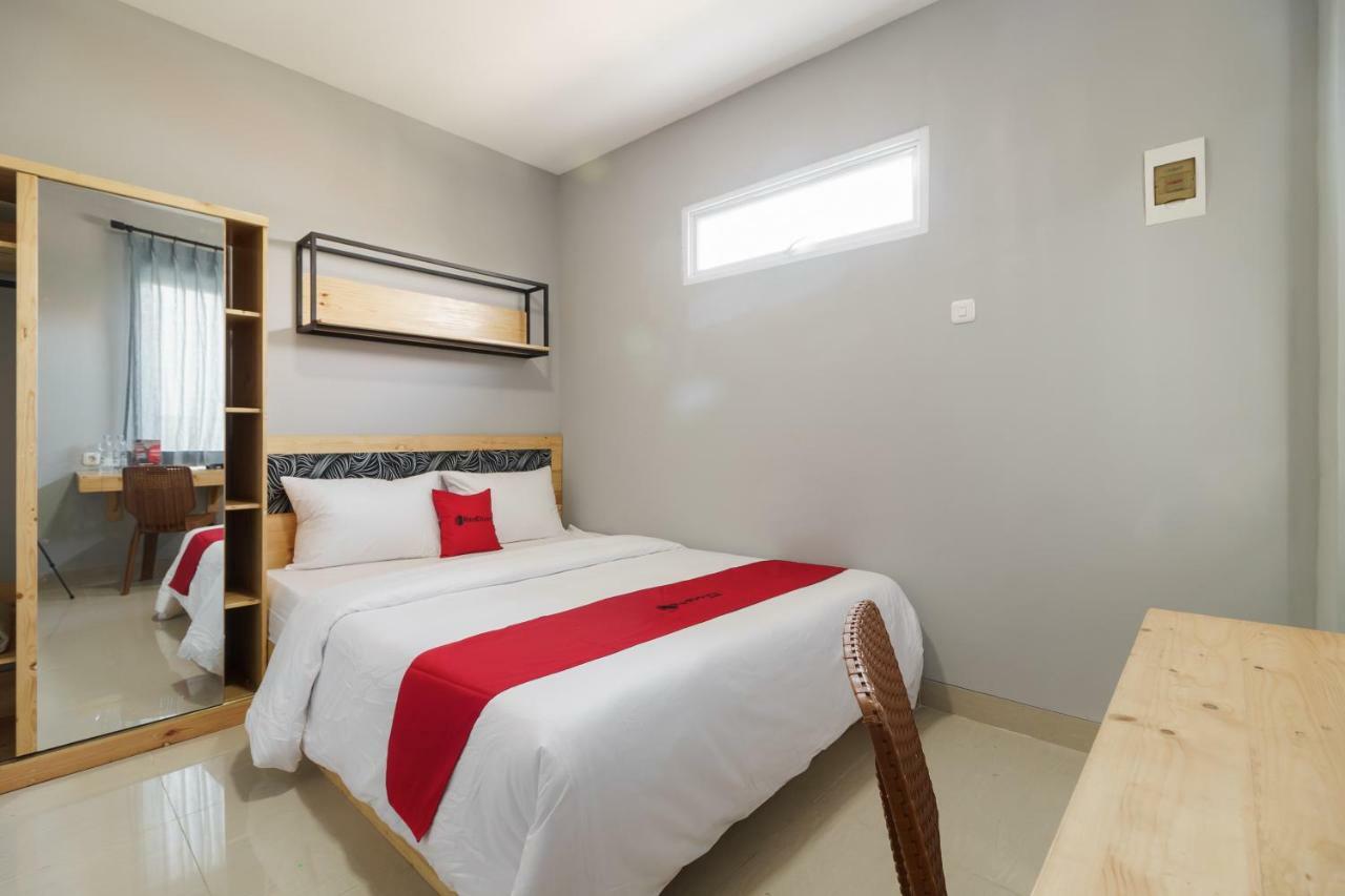 Reddoorz Near Plaza Atrium Senen Otel Cakarta Dış mekan fotoğraf
